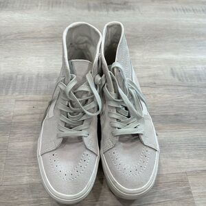 Vans Off the Wall..Women’s or Men's suede High-Top Sneakers